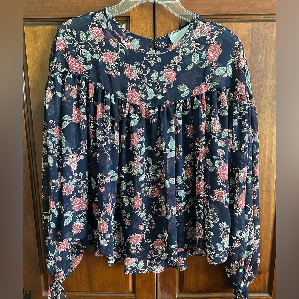 Anthropologie – CHLOE OLIVER - Sheer Flowy Blouse